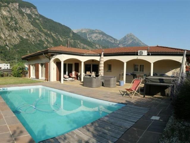 Einfamilienhaus kaufen in Martigny, Wallis