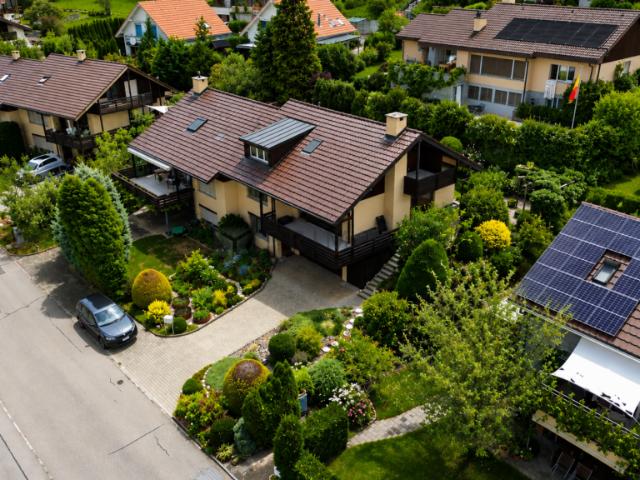 Einfamilienhaus kaufen in Hilterfingen, Bern