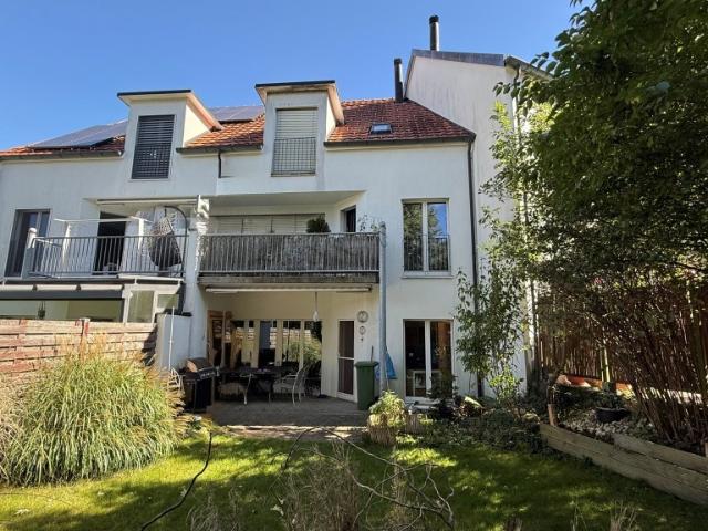 Haus kaufen in Dietikon, Zürich