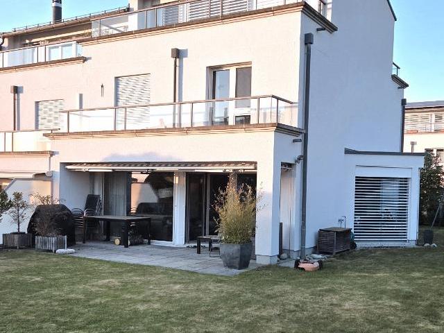 Reihenfamilienhaus mieten in Berikon, Aargau