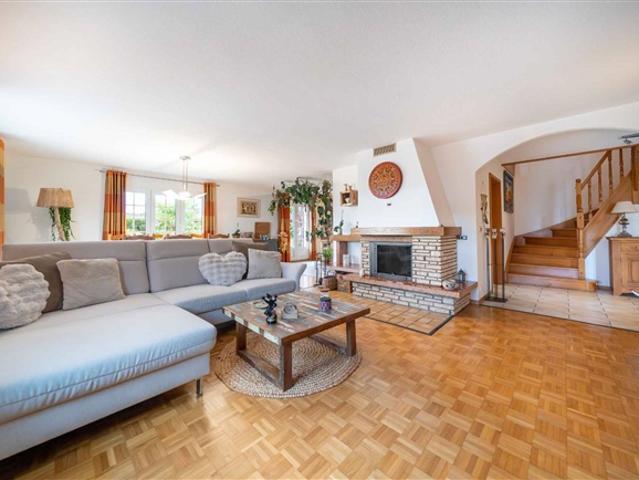 Einfamilienhaus kaufen in Aclens, Waadt