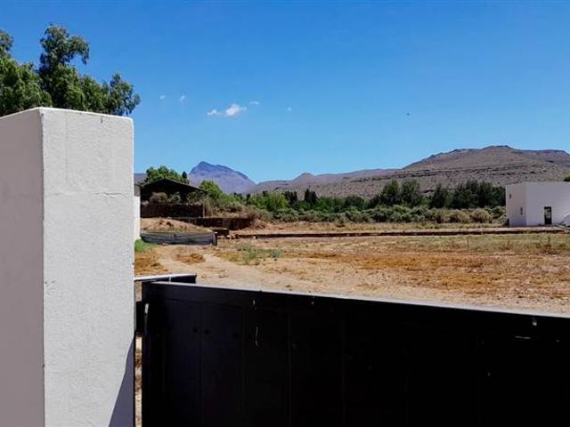Property for sale in Graaff Reinet, Eastern Cape