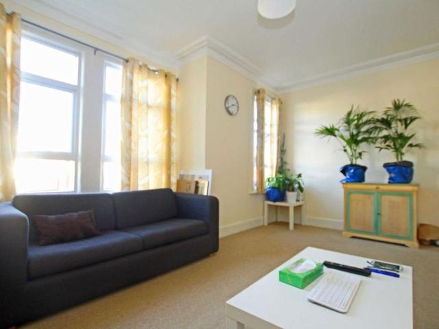 Apartment for rent in West Ealing, Greater London