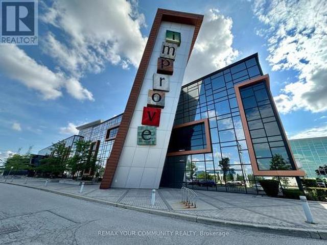 Commercial for rent in York, Ontario