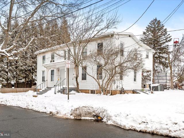 House for sale in Hopewell, New Jersey