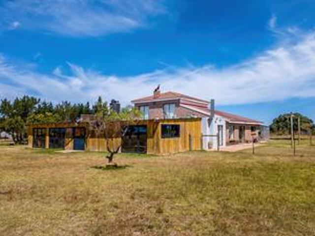Farm for sale in Groot Brak Rivier, Western Cape