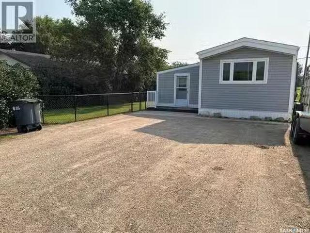 House for sale in Willow Bunch, Saskatchewan
