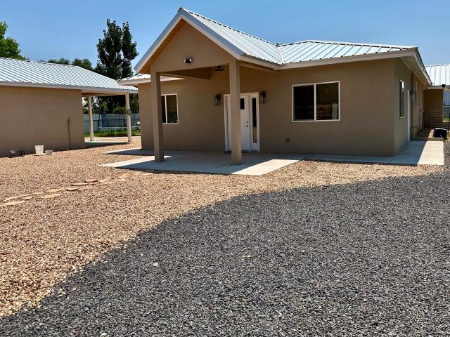 House for sale in Peralta, New Mexico