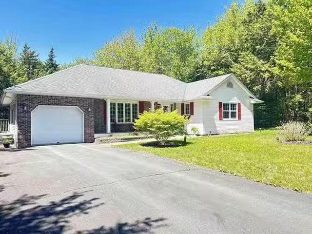 House for sale in Fall River, Nova Scotia