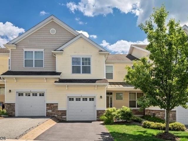 Condo for sale in Allamuchy, New Jersey