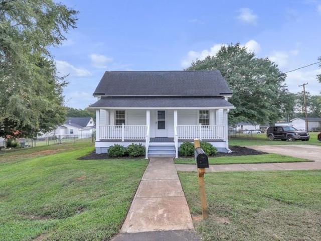 House for sale in Pelzer, Anderson County