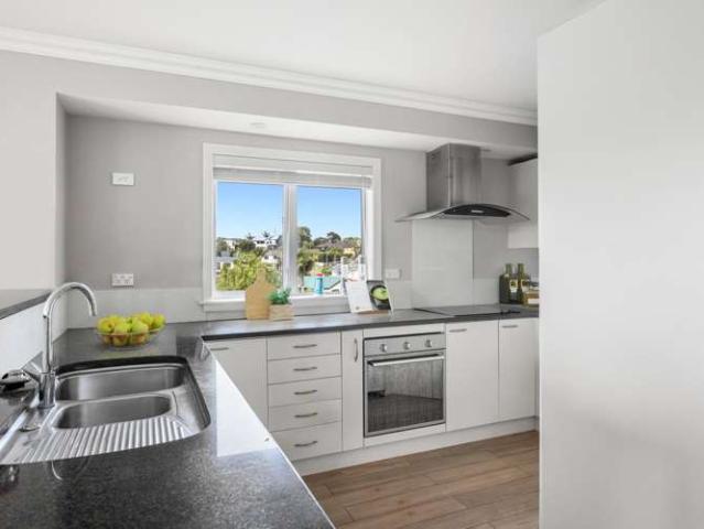 House for sale in Snells Beach