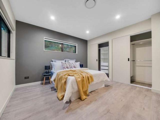 House for sale in Oratia