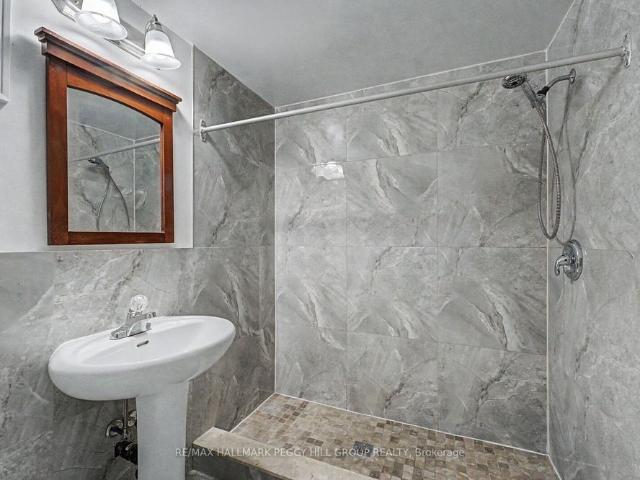 House for rent in Barrie, Central Ontario