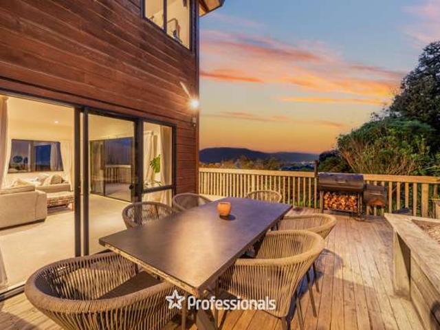 House for sale in Days Bay, Wellington