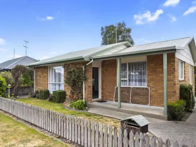 House for sale in Amberley, Canterbury