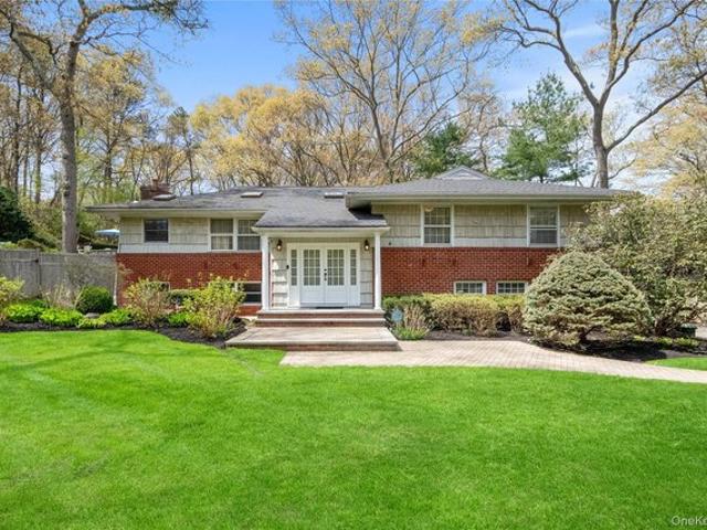 House for sale in Huntington, New York