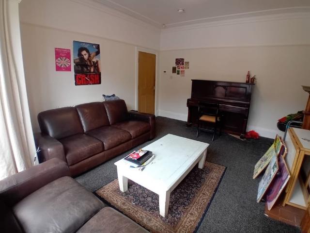 House for rent in Headingley Hill, Leeds