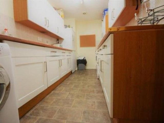 Room for rent in Beckett Park, Headingley