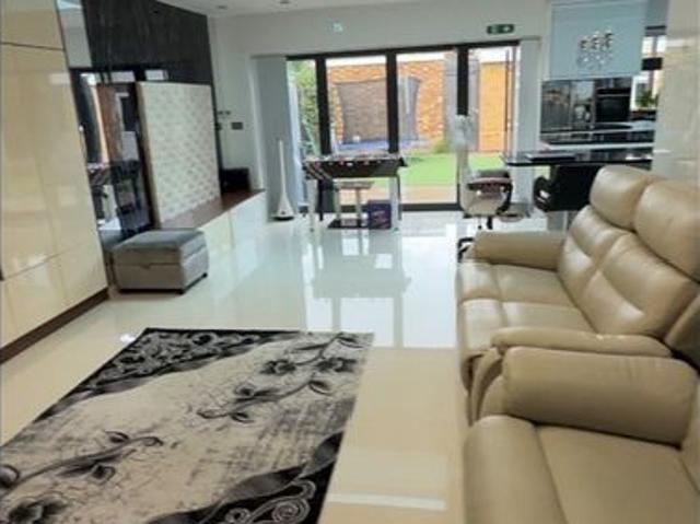 House for rent in Lane, Greater London