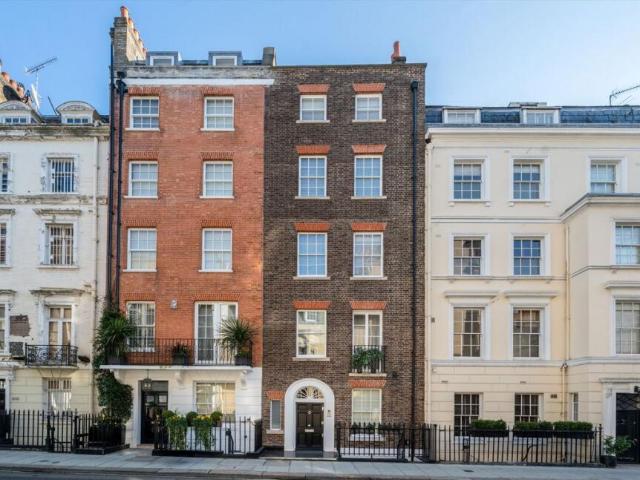 Farm for rent in Westminster, Mayfair
