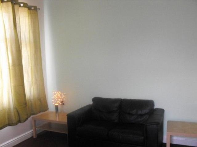 Room for rent in Great Horton, West Yorkshire