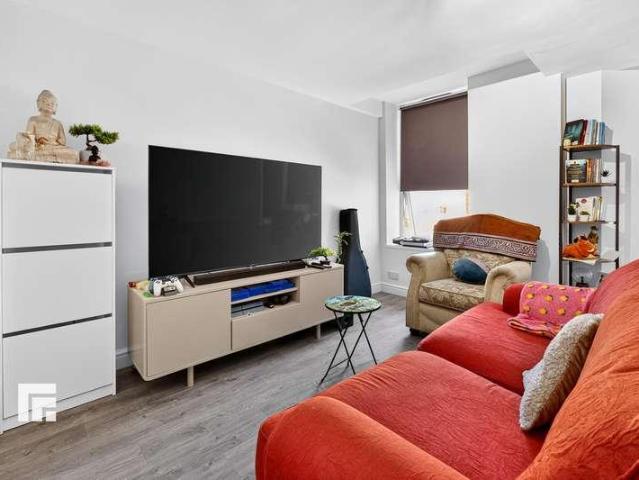 Flat for sale in Falcon Lodge, Wales