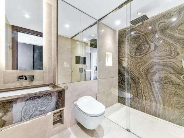 Flat for sale in Greater London