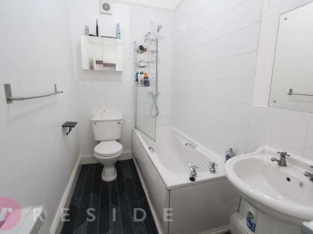 Flat for sale in Burnedge, Greater Manchester