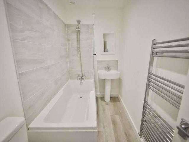 Flat for sale in Folkestone