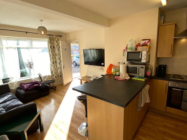 Room for rent in St John's, Worcestershire
