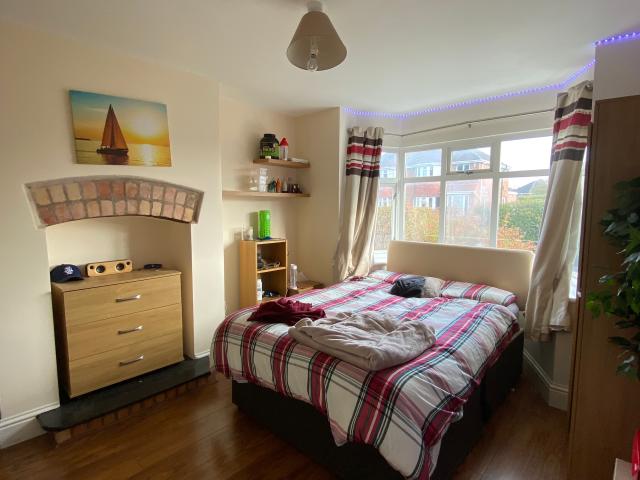 Room for rent in St John's, Worcestershire