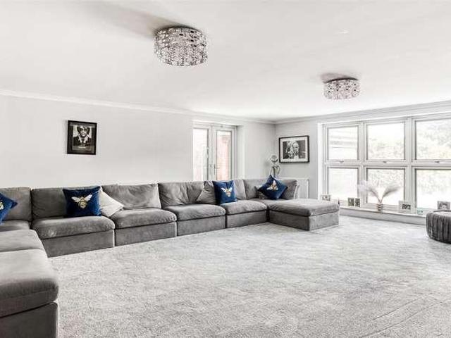 House for sale in Heatherton, East Midlands