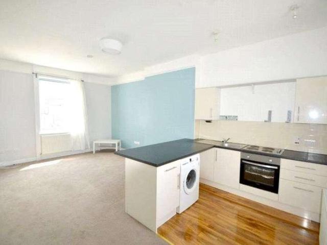 House for sale in London Borough of Croydon, Greater London