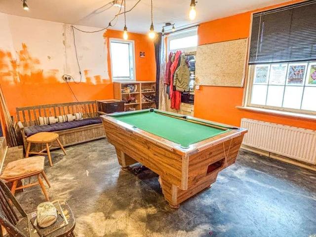 House for sale in Llanfyllin