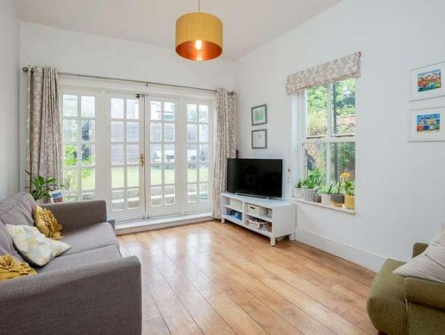 House for sale in Sydenham, Green Close