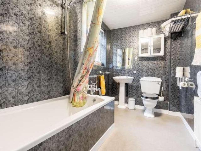 House for sale in High Handenhold