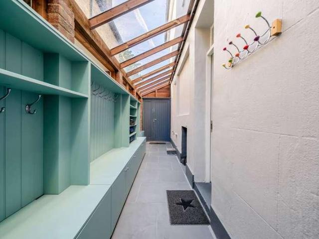 House for sale in Hampton Wick, Greater London