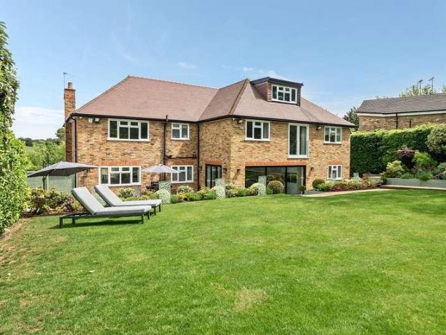 House for sale in Denham, Gerrards Cross and Chalfonts Community Board, Tatling End