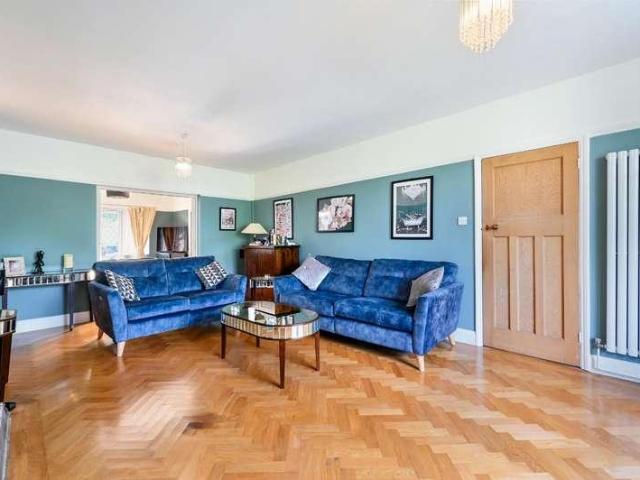 House for sale in Manor Park, Epsom