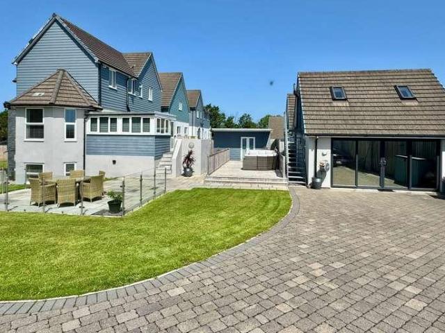 House for sale in Mount Wise