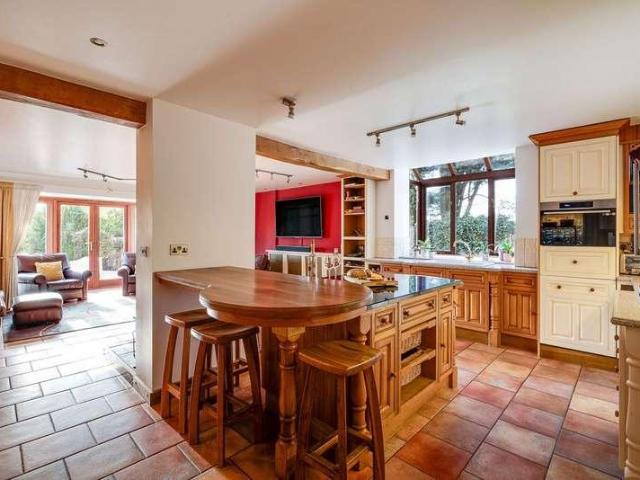 House for sale in Crewe by Farndon, Cheshire