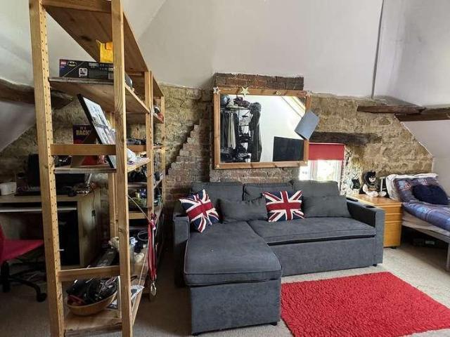 House for sale in Harby, Brentingby