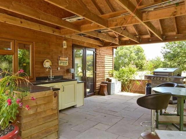 House for sale in Horsham, West Sussex