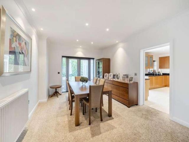 House for sale in The Grove, Greater London