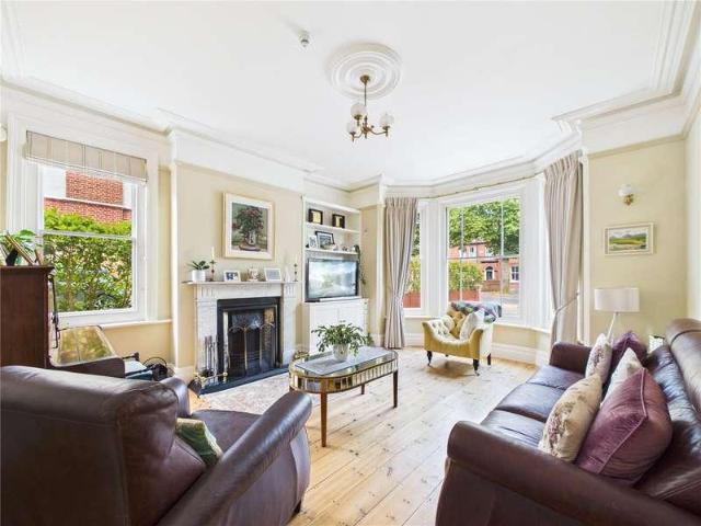 House for sale in Kirkley, East Suffolk