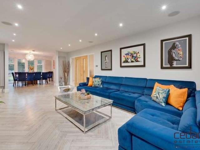 House for sale in Radlett, Hertfordshire