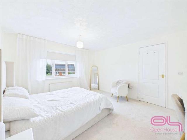 House for sale in Newhall, South Derbyshire