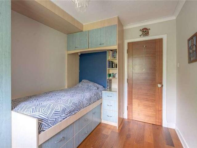 House for sale in Cottingley, West Yorkshire