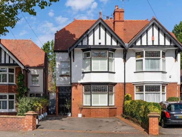 House for sale in Stourbridge, West Midlands